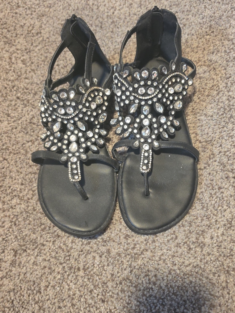 Black Jeweled T-Strap Women's Sandals Size 10W